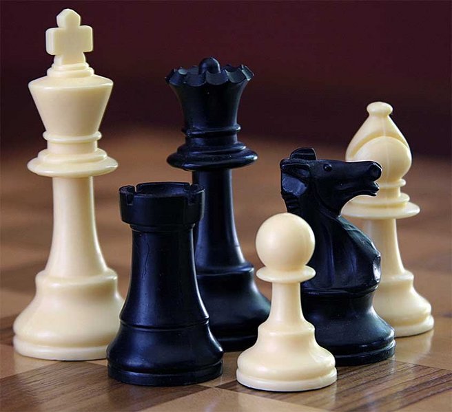 chess-set-header