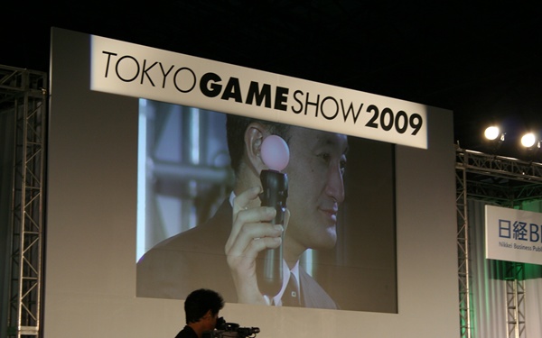 tgs-09-heres-what-sonys-motion-controller-looks-like-now tgs-09-heres-what-sonys-motion-controller-looks-like-now