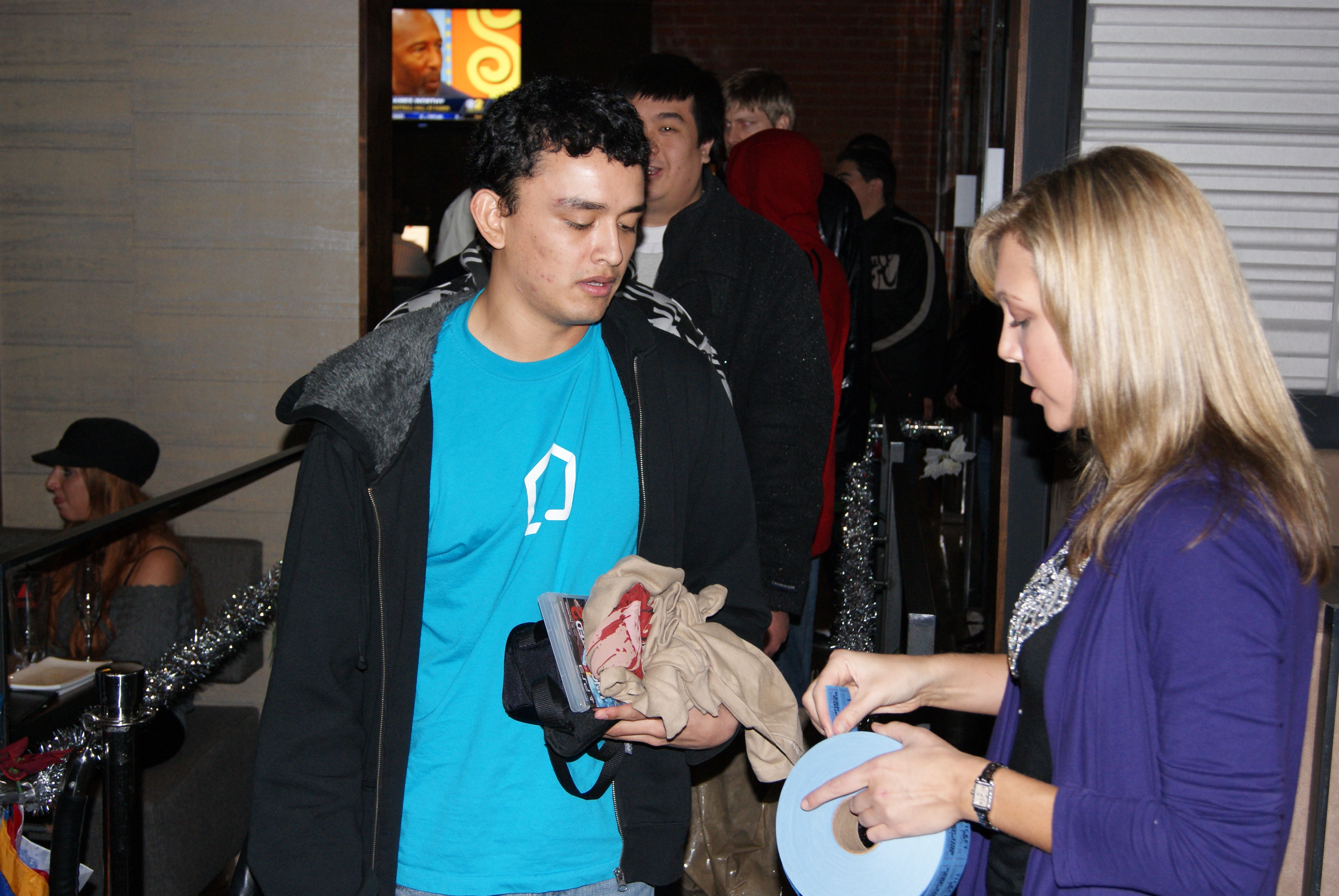 Paulmichael getting raffle ticket Receiving my ticket for the raffle!