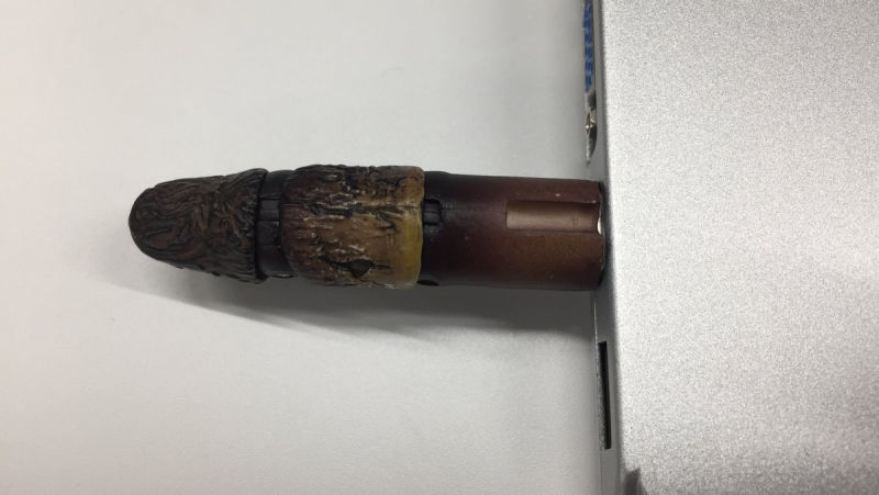 resident evil 7 finger 2