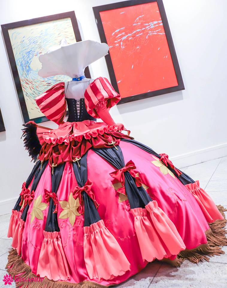 A Beautiful Betrayal: The Crazy Work Behind Persona 5 Milady Cosplay