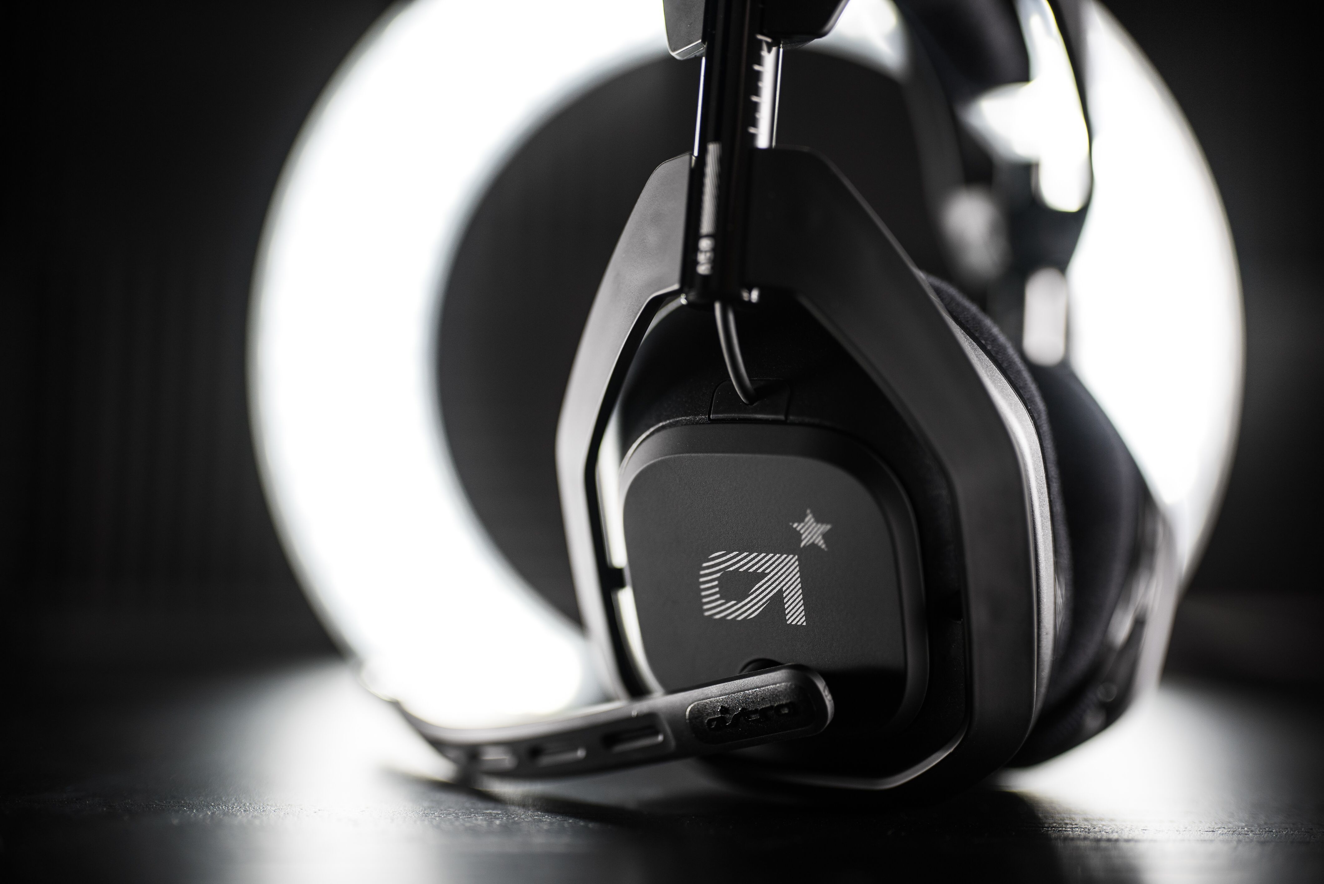 Oceaan altijd Monet The New 4th Gen Astro A50 Headset Refines an Already Great Product