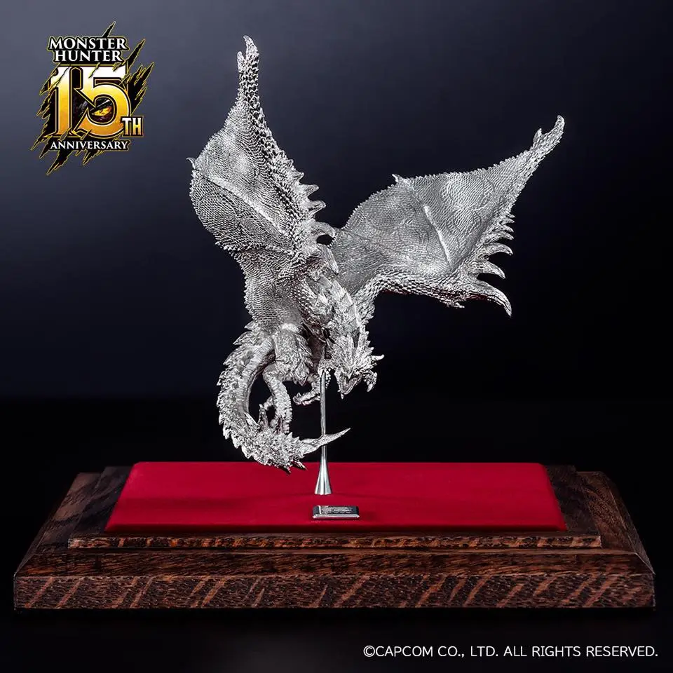 Monster Hunter World 80k statue platinum