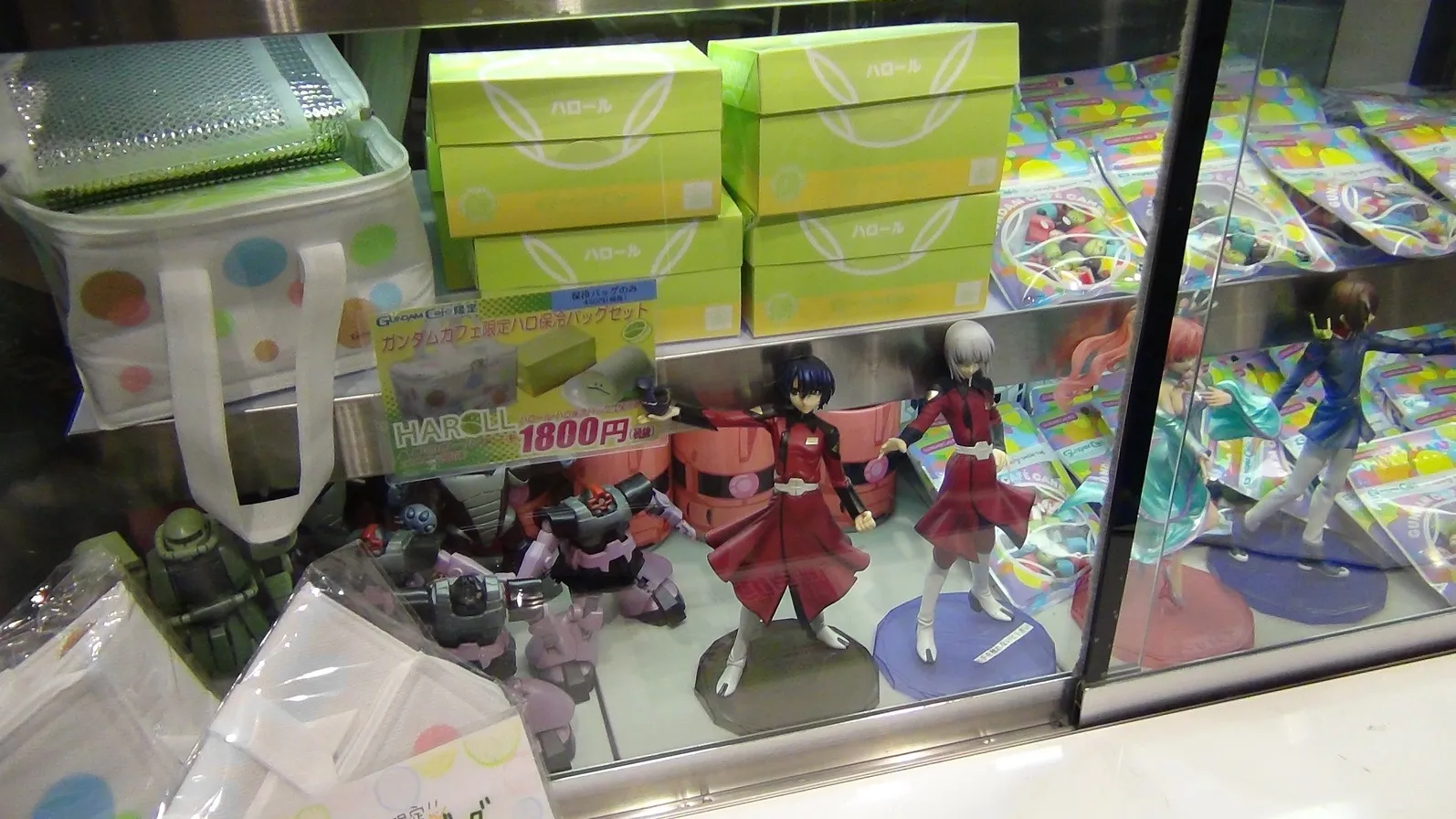 Gundam and Eorzea Cafe Tokyo Japan017