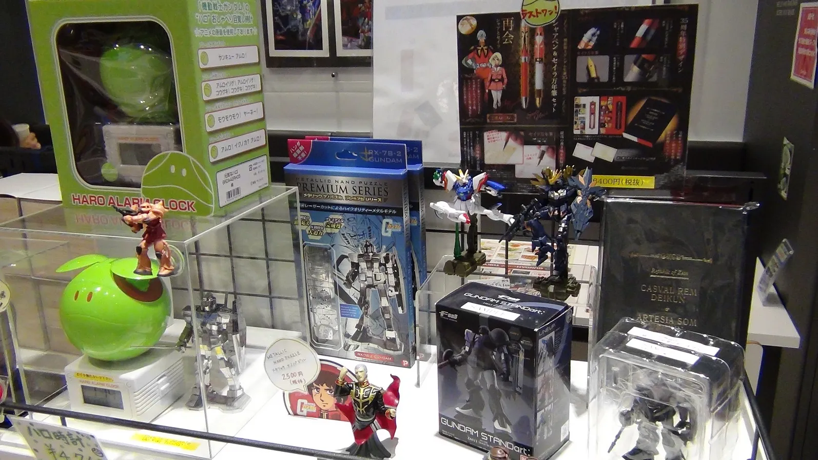 Gundam and Eorzea Cafe Tokyo Japan025