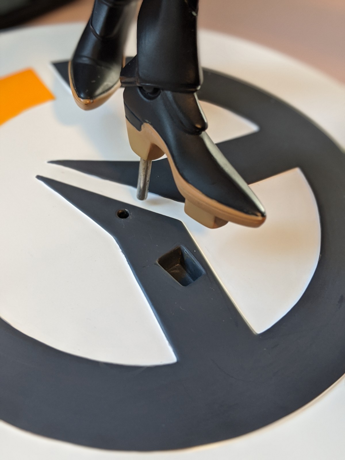 Overwatch Mercy Premium Statue