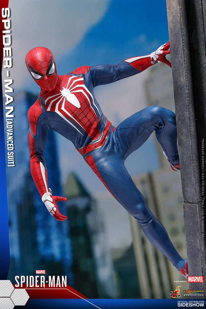 Marvel's Spider-Man Sideshow and Hot Toys Figure