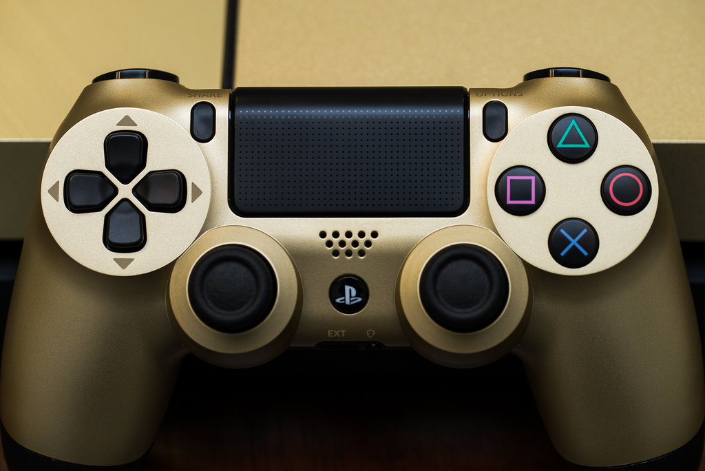 Gold PS4 Bundle